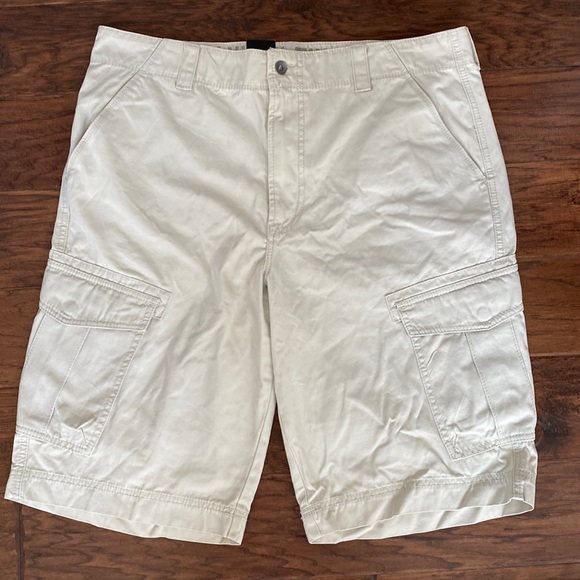 Calvin Klein cargo shorts - Picture 1 of 4